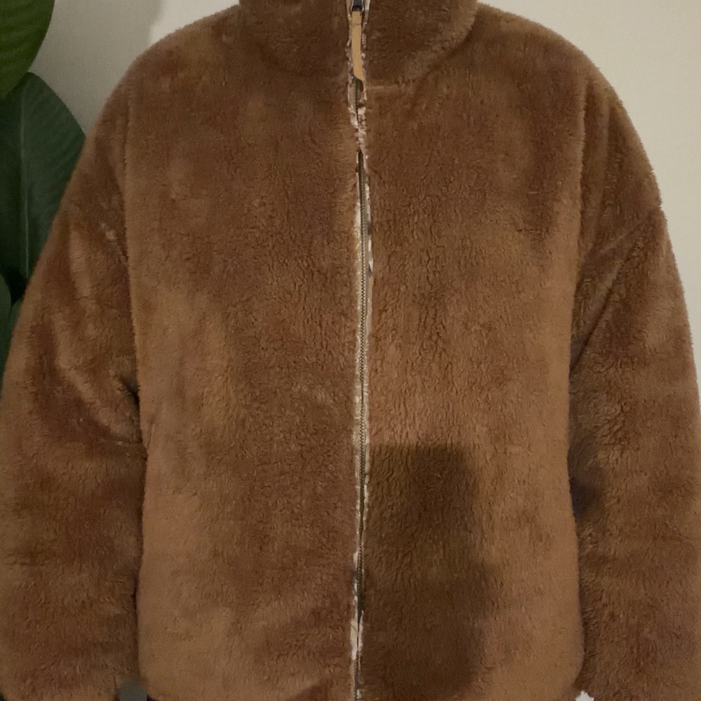 Coat - Picture 4 of 6